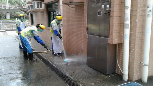 青衣的鄉村內進行清洗街道4