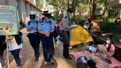 向外傭派發多種語言的宣傳單張2