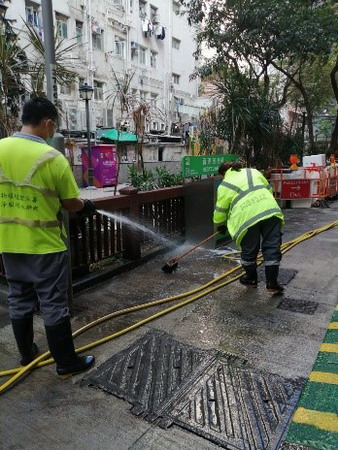 在康文署管轄範圍外進行清潔