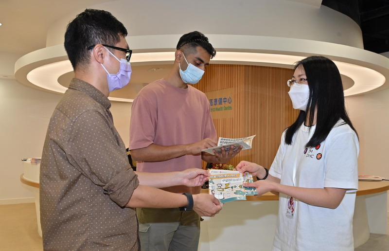 食物环境卫生署食物安全中心今日（六月七日）启动食物安全日2022全年活动，与地区康健中心合作以手部卫生为主题，提醒食物业界及大众，良好手部卫生是减低病毒在食物链传播的不二法门